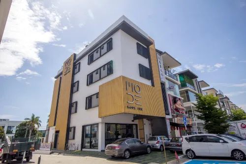 Mode Inn Icon City