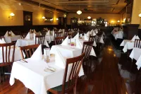 The Metropole Guesthouse Hotels in Leura
