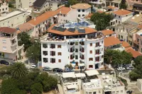 BUE Marino Hotel & Roof Lounge