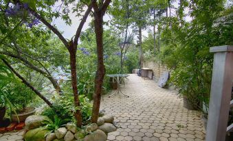 Catcat Garden House