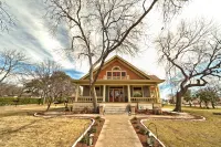 Iron Horse Inn