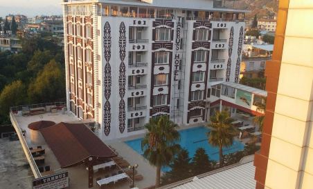 Tarbus Hotel - Housity