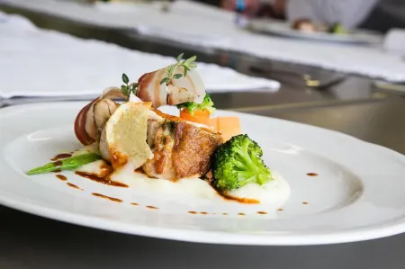 Hotel & Restaurant Christkindlwirt Отели в г. Штайр