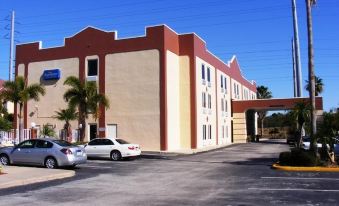 Baymont Inn & Suites Orlando - Universal Studios