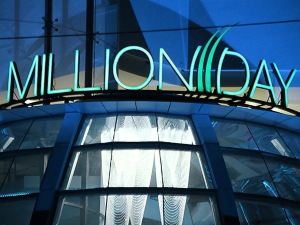 Hotel Million Day