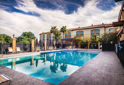 라 킨타 수영장