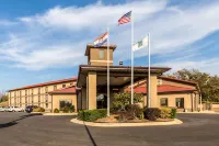 Quality Inn Hotels near Walmart Supercenter