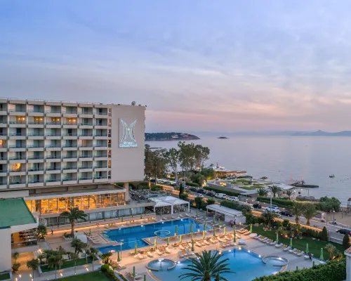 Divani Apollon Palace & Thalasso Hotels in Vari-Voula-Vouliagmeni
