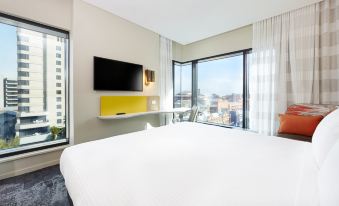 Holiday Inn Express Sydney Macquarie Park, an IHG Hotel