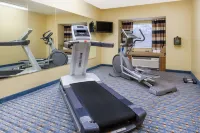 Microtel Inn & Suites by Wyndham Dickson City/Scranton - parking