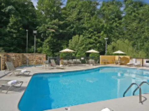 ハンプトン イン & スイーツ ピジョン フォージ オン ザ パークウェイ ピジョン・フォージのホテル