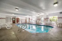 Comfort Suites Airport