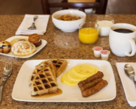 舒眠飯店-阿什維爾巴爾的摩西