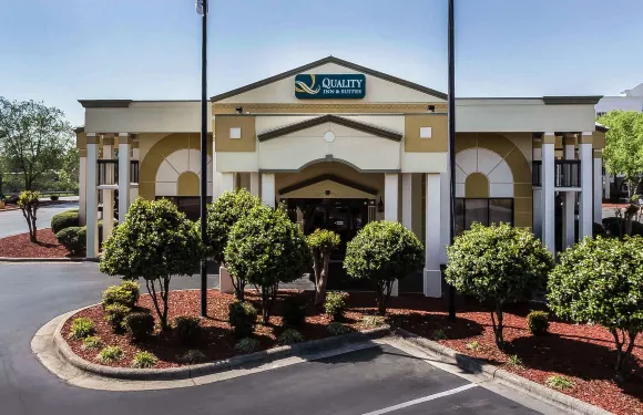 萊克諾曼穆爾斯維爾凱藝套房酒店