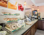 Quality Inn Dahlonega Near University - breakfast