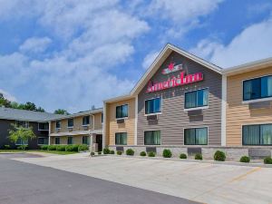 AmericInn by Wyndham Algona