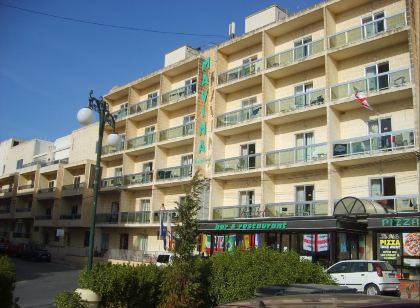 Mavina Hotel & Apartments