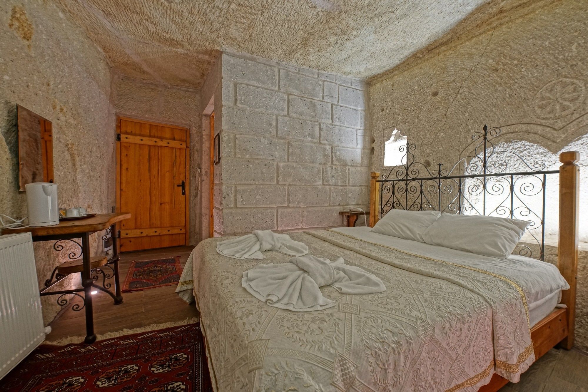 Angel Cave Suite