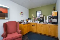 Super 8 by Wyndham Minot Airport Hotel a Minot
