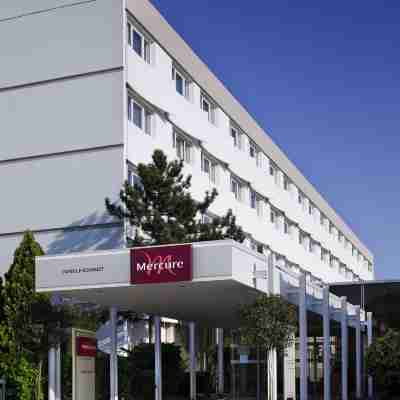 Hôtel Mercure Paris Le Bourget Hotel Exterior