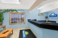 Days Inn by Wyndham Newton