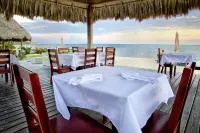 Umaya Resort & Adventures - breakfast