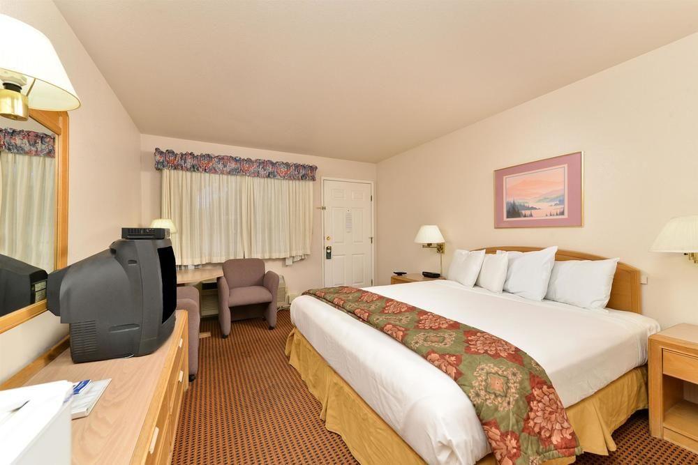 Americas Best Value Inn and Suites Clearlake