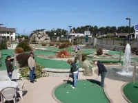 Emerald Dolphin Inn & Mini Golf Hotels in Fort Bragg