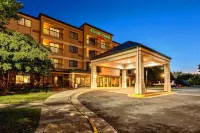 Courtyard Springfield Các khách sạn ở Springfield