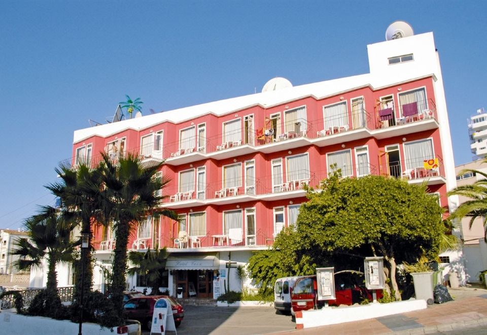 hotel overview picture