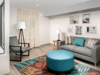 WoodSping Suites Washington DC East Arena Drive Các khách sạn ở Lake Arbor