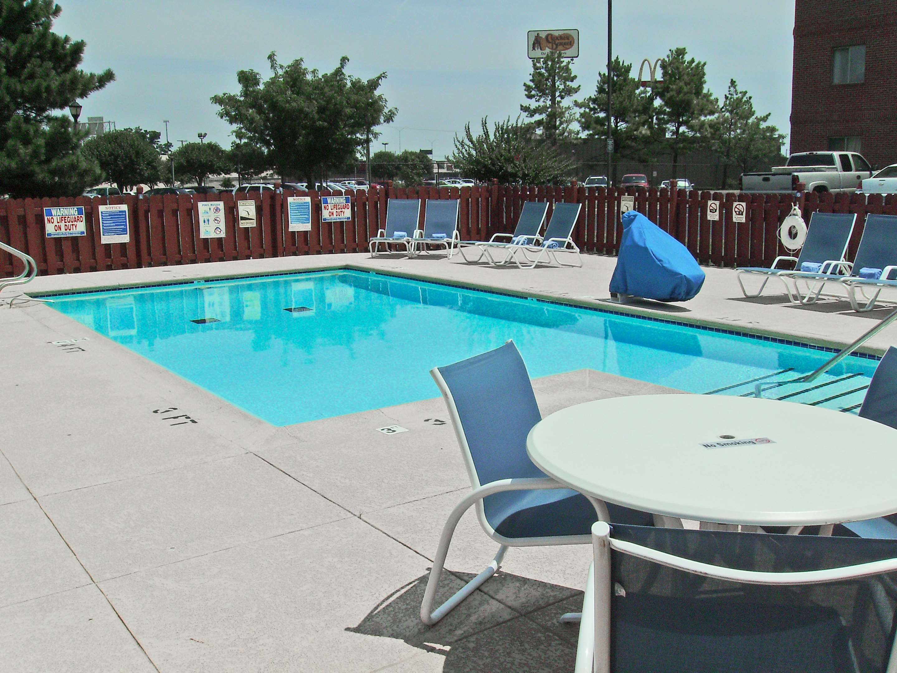 Extended Stay America Suites - Tulsa - Midtown