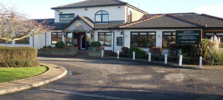 The Broughton Hotel by Greene King Inns Hotels in Milton Keynes
