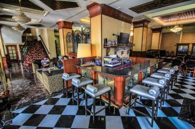 Restaurant The Luneta Hotel Manila Photo