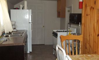 Kincardine Guest Cottages - Housity