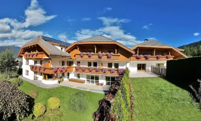 Family Aparthotel Winklwiese Hotel a Rasun di Sotto