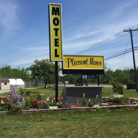 Pleasant Manor Motel