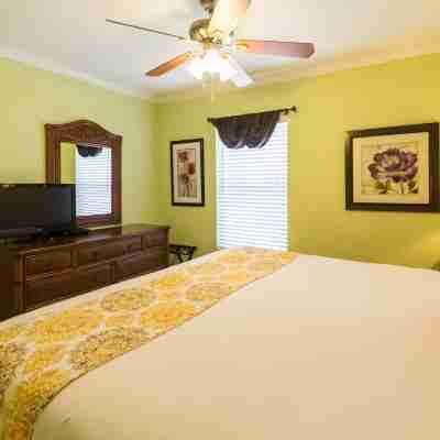 Tropical Beach Resorts - Sarasota Rooms