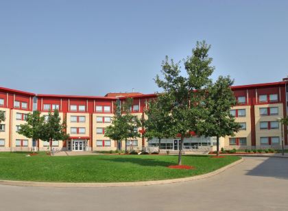 Residence & Conference Centre - Oakville