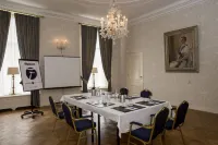 Fletcher Hotel Paleis Stadhouderlijk Hof Hotels in Hardegarijp