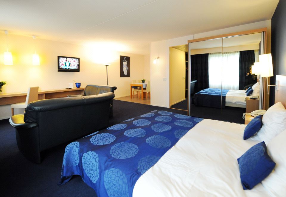 B-aparthotel Moretus Over view