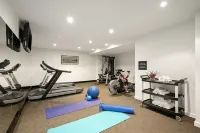 Quest Cheltenham Hotels in Sandringham