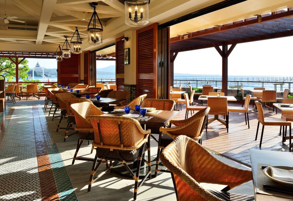 1. 더 부세나 테라..