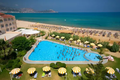 فندق المهاري ريزدنس طبرقة Hotels near الحديقة العامة
