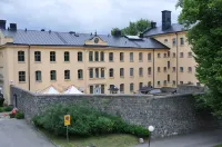 Långholmen Hotell Hotels near Fuängens kemtvätt, skrädderi, skor och nyckel service