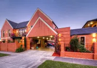 Ballarat Suites Hotels near St. Alipius Sovereign Hill