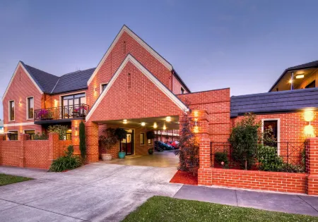 Ballarat Suites