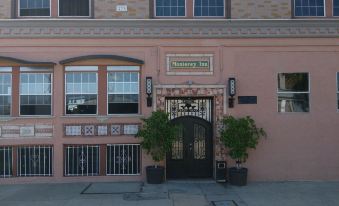 Monterey Inn Hotel - Housity