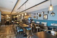 Urban Lodge Hotel - breakfast