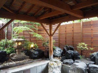 庭 草津温泉望雲の写真